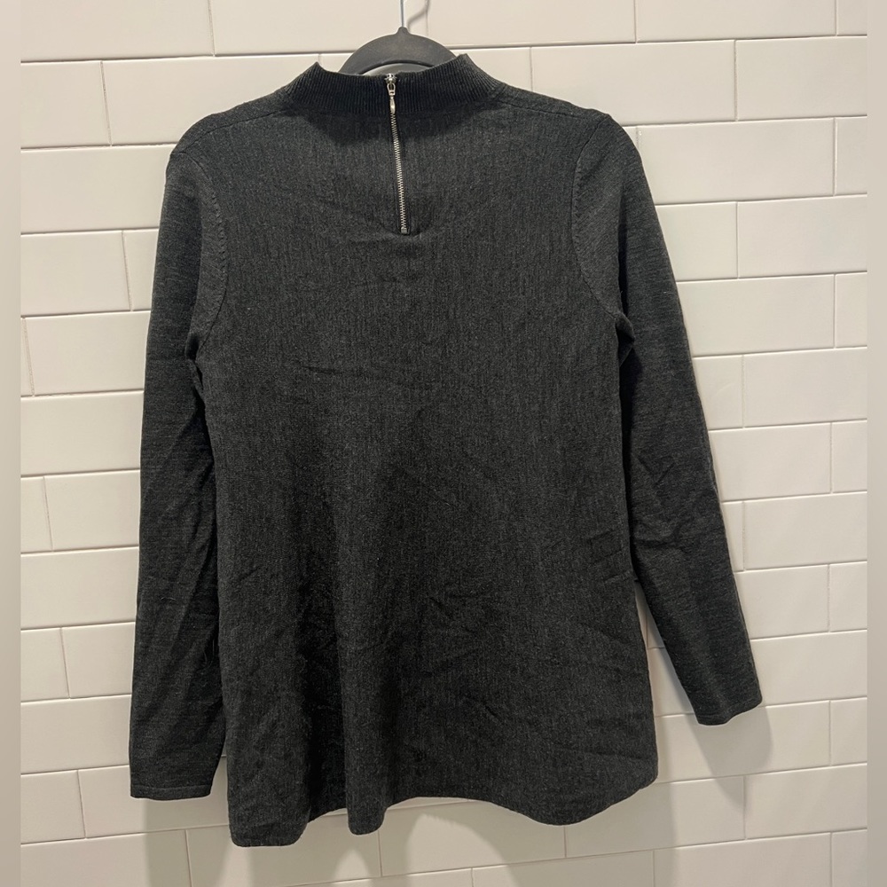 Tommy Hilfiger sweater